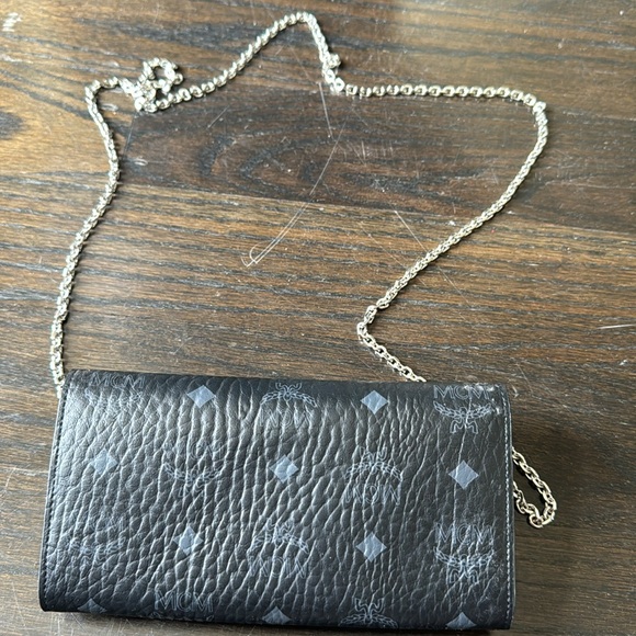 MCM designer clutch purse - Picture 5 of 5